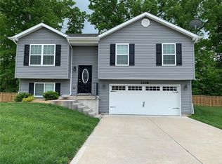 1108 Marathon Dr, Foristell, MO 63348