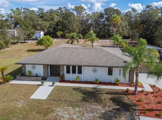 5614 Lazy Creek Dr, Lakeland, FL 33811