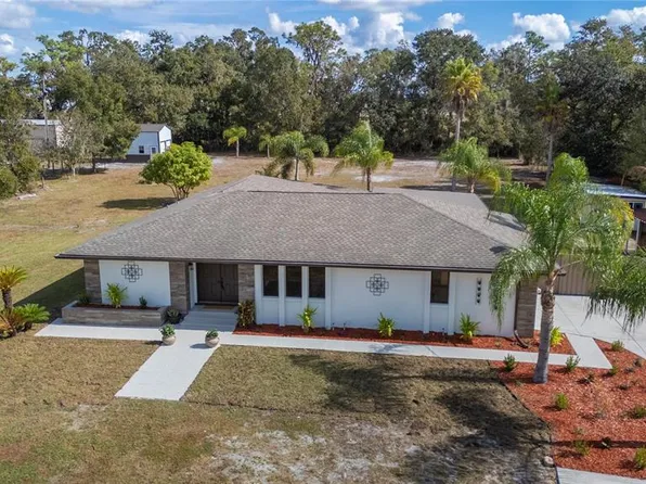 5614 Lazy Creek Dr, Lakeland, FL 33811