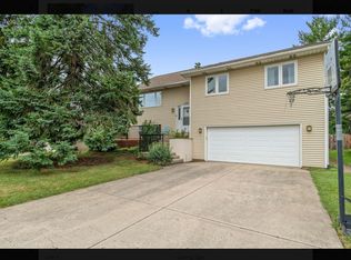 20698 N Eugene Ave, Prairie View, IL 60069