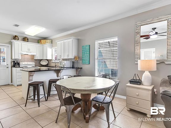 4th image of 4324B Lindsey Ln #4324B