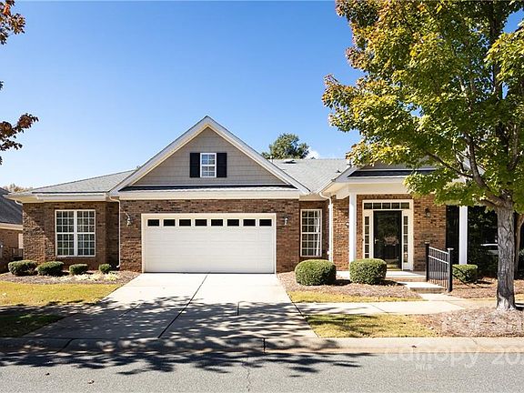 3rd image of 7015 Cinnamon Cir