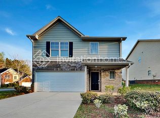 301 Nutwood Trce, Locust Grove, GA 30248