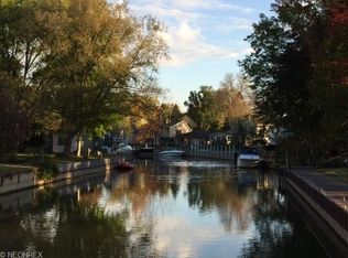 Admiral Dr, Eastlake, OH 44095