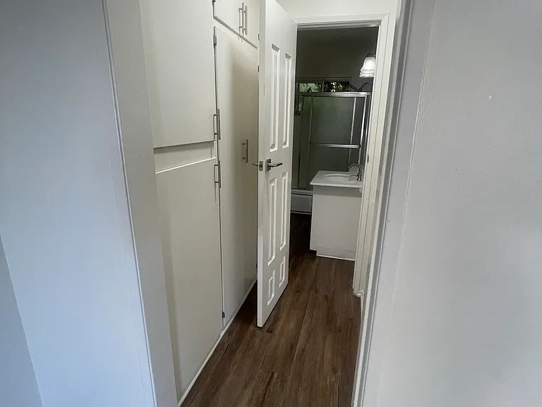 131 S Carondelet St #10 — Photo 6