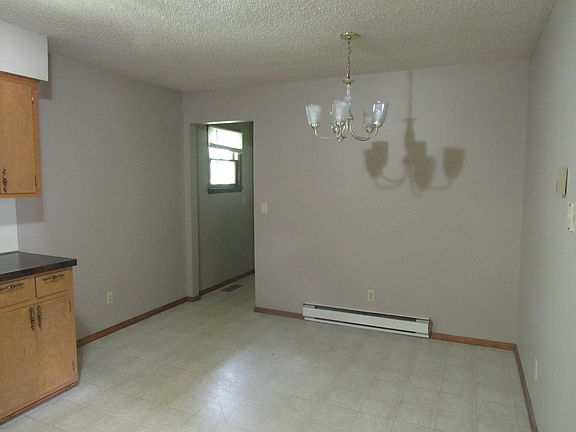 5th image of 529 S Olive St