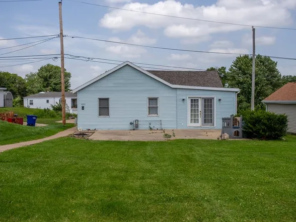 483 Oneill St, Dubuque, IA 52001