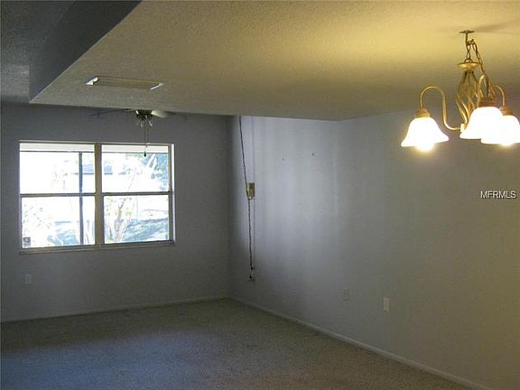 4th image of 3218 Ramblewood Dr Unit 2-19