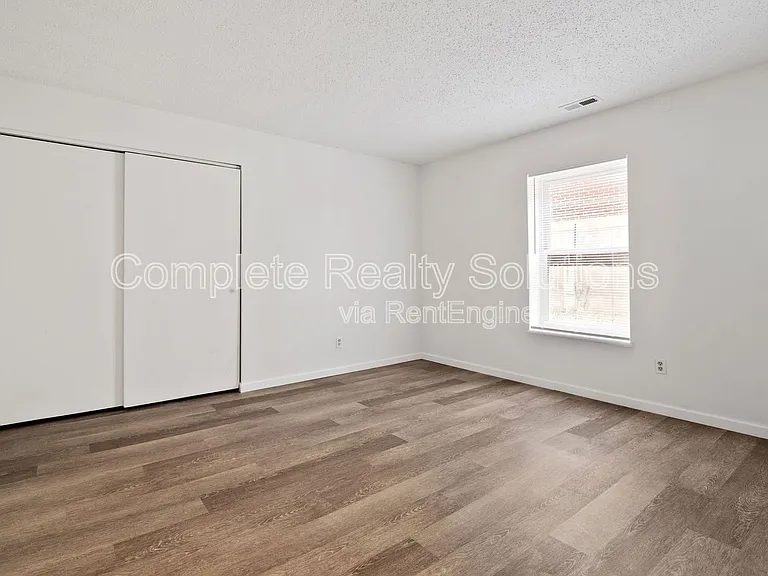 318 Mount Everest Dr #D — Photo 14