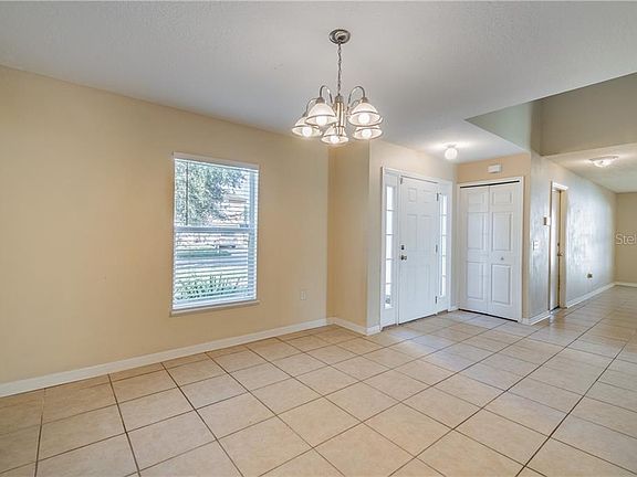5th image of 2125 Valrico Heights Blvd