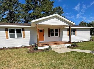 75 Hillcrest Cir, Bishopville, SC 29010