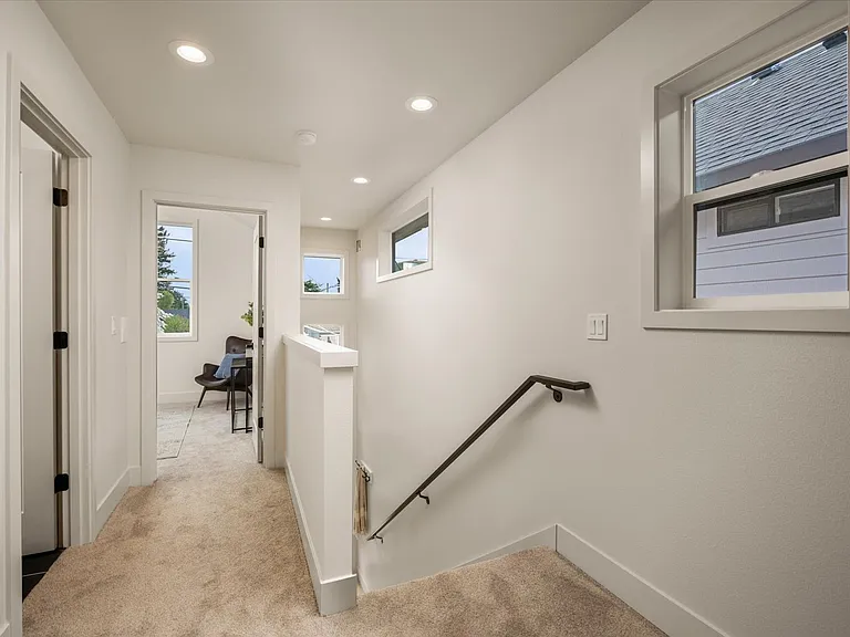 6957 N Burr Ave — Photo 14