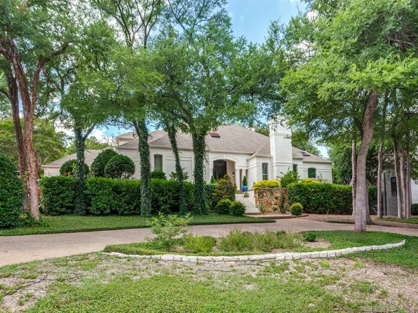 3720 Briarhaven Rd, Fort Worth, TX 76109