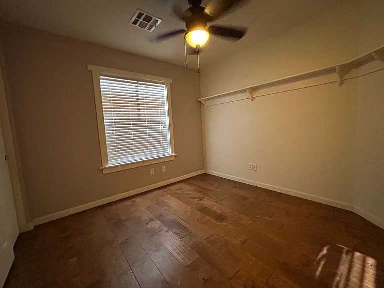 11418 W Cambridge Ave — Photo 14