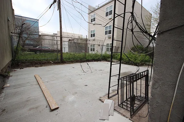 Rented by Nooklyn NYC LLC | media 24