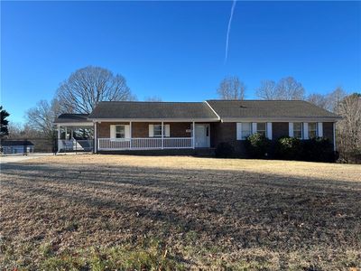 195 Georgia Ln, Winston Salem, NC, 27107