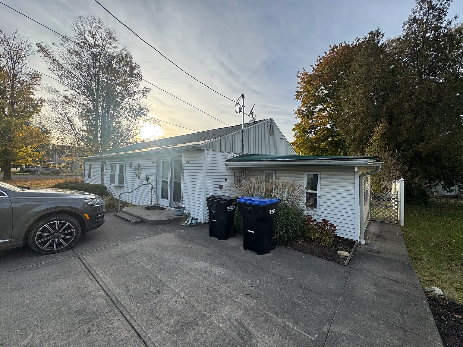 3 bed, 1544 sqft, $2,100 — Photo 2