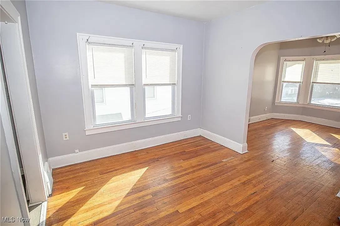2 bed, 830 sqft, $995 — Photo 3