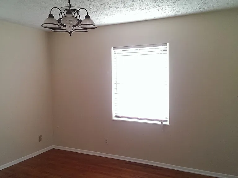 4455 Rainer Rd — Photo 7