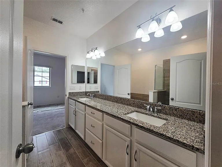 352 Rustic Loop — Photo 14