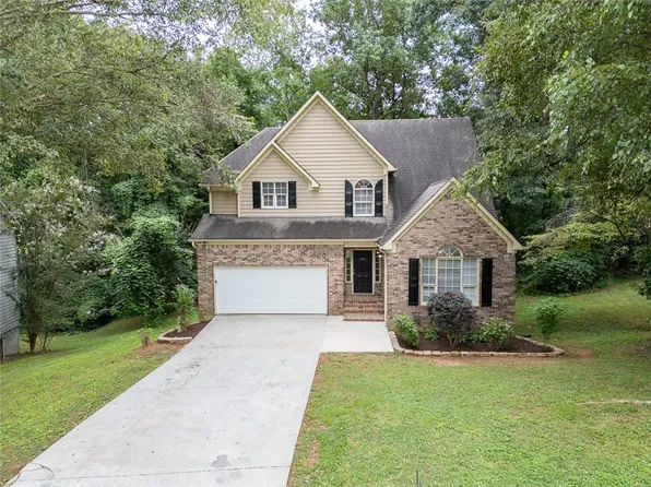 362 Inwood Trl, Lawrenceville, GA 30043