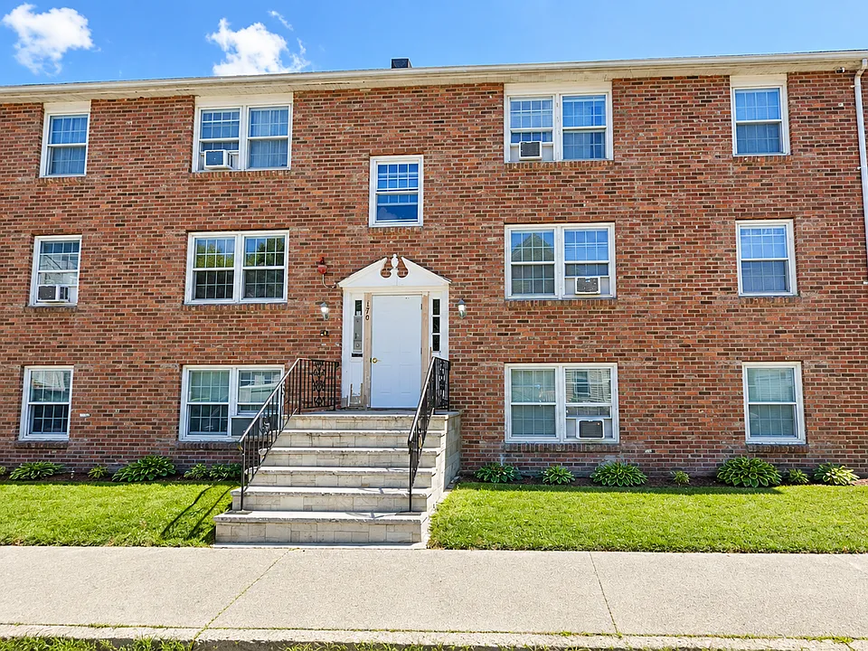 170 Agawam St #2