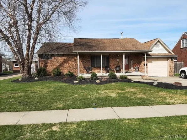 110 Mill Rd, West Seneca, NY 14224