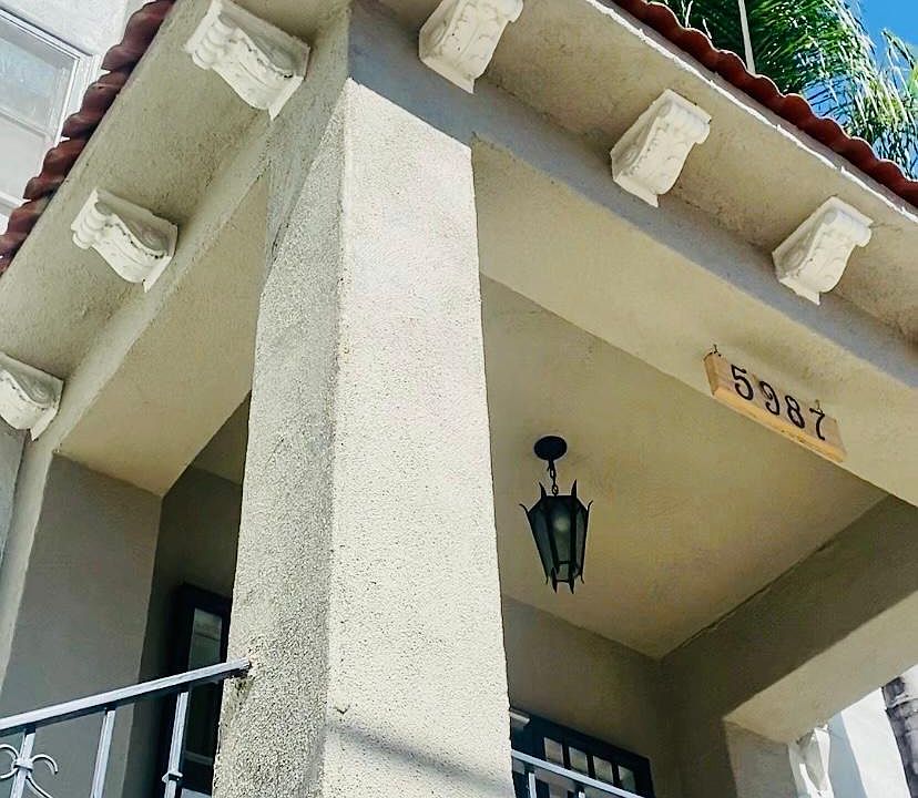 1st image of 5987 Franklin Ave #207
