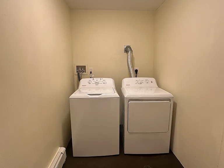 26 Pleasant St #1 — Photo 6