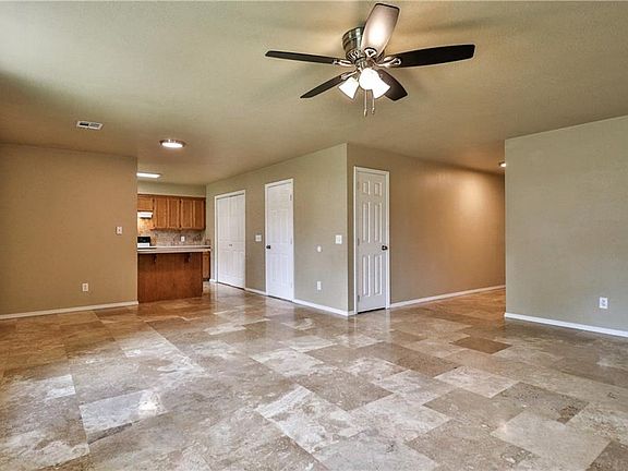 3rd image of 116 Township Dr