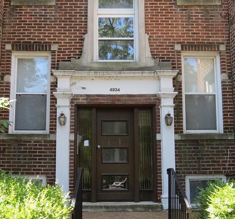 1st image of 4934 Buckingham Ct #3