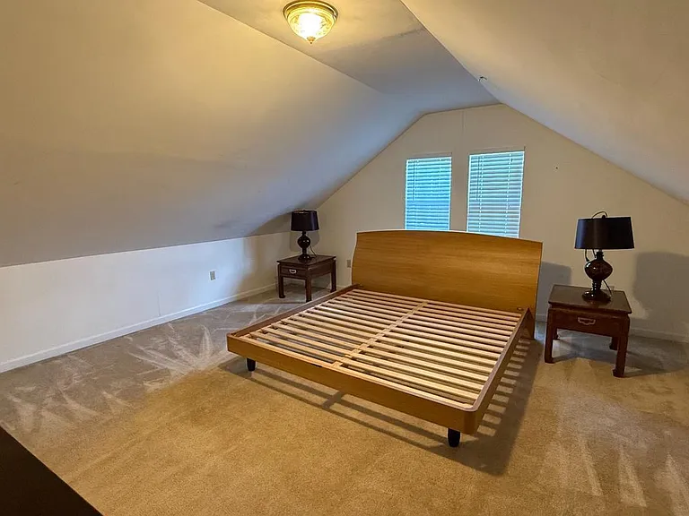 5212 Astor Pl SE — Photo 44