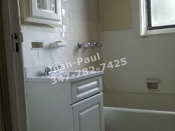 3rd image of 2525 Bedford Ave APT 4B