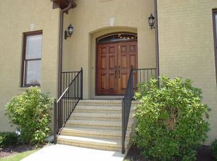 1826 Lake Cyrus Club Dr, Birmingham, AL 35244