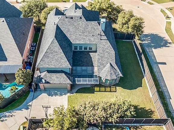 5th image of 12340 Burgess Ln