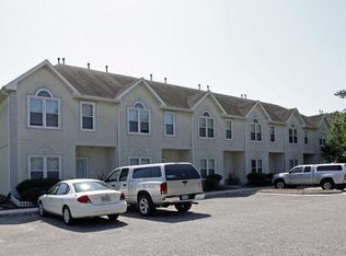 412 Trooper Ct, Virginia Beach, VA 23451