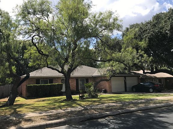 3rd image of 7834 Misty Park St