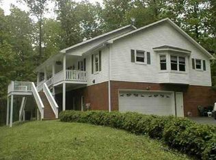 2205 Shannon Dr, Dalton, GA 30720