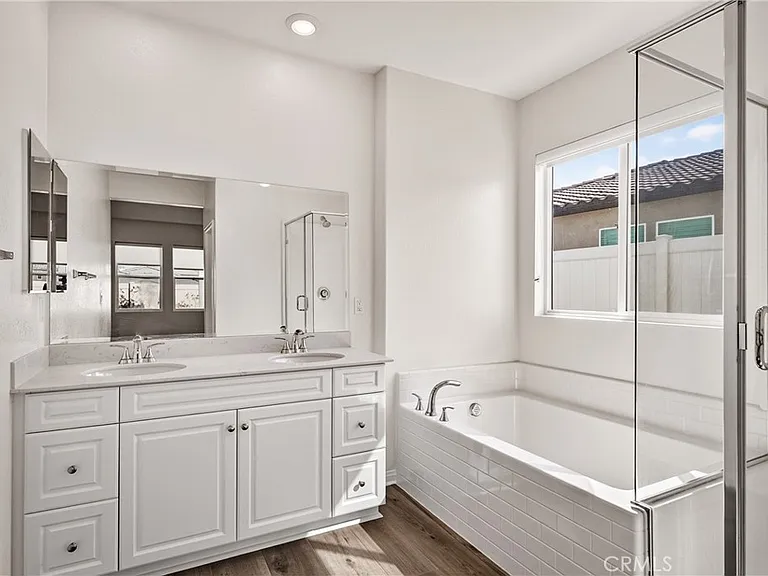19459 Melogold Cir — Photo 13