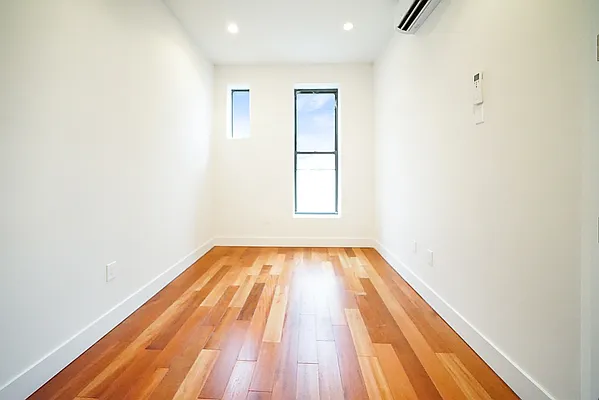 Rented by Compass | media 12