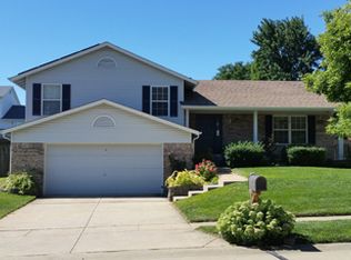 6420 High Meadow Dr, O'Fallon, MO 63368