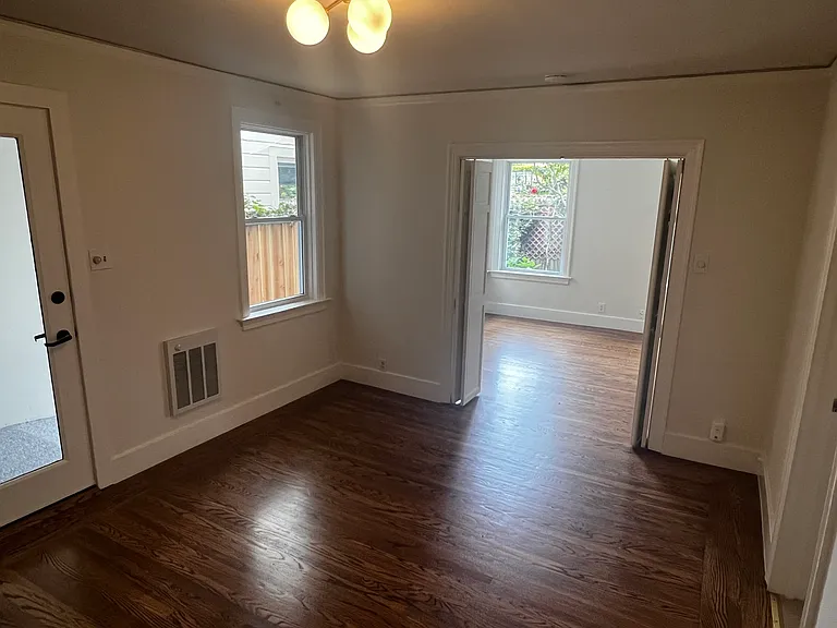 3712 Fillmore St #1/2 — Photo 12