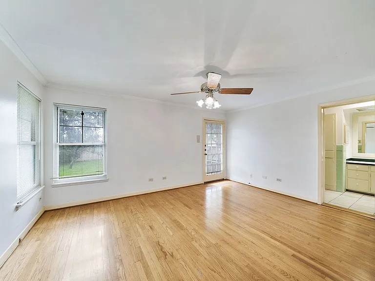 112 Sunway Dr — Photo 15
