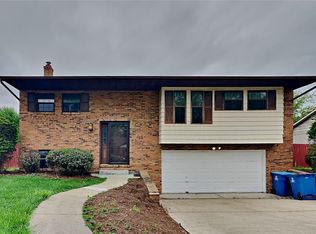 201 Timber Dr, Swansea, IL