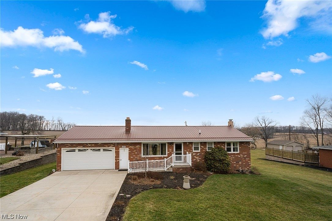 2019 Woodfield Ave NE, East Canton, OH 44730 Zillow