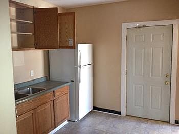 2nd image of 3552 5th Ave S