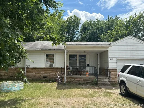 4926 N Garrison Pl, Tulsa, OK 74126