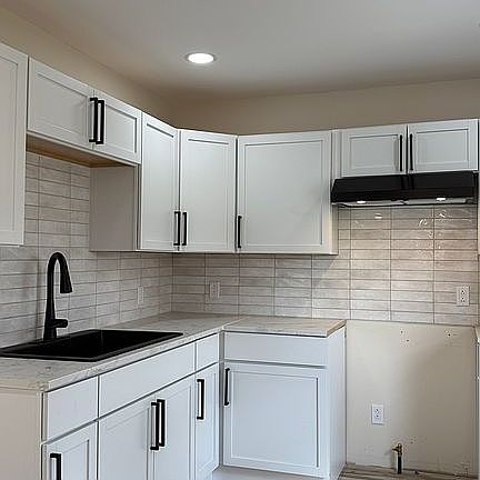 4th image of 310 Rice St