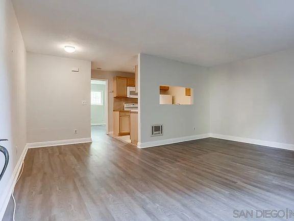 4th image of 4040 49th St APT 3