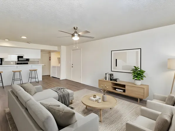 Lemon & Pear Tree Apartments